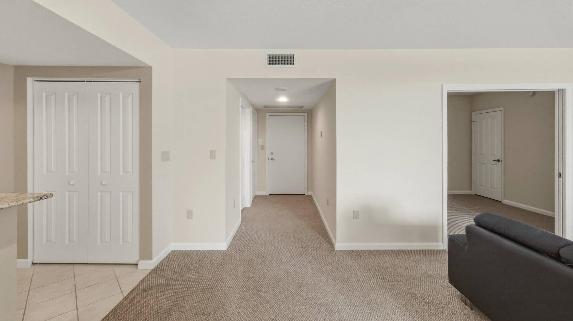401 SW 4th Avenue, #402, Fort Lauderdale, FL 33315 Living Room