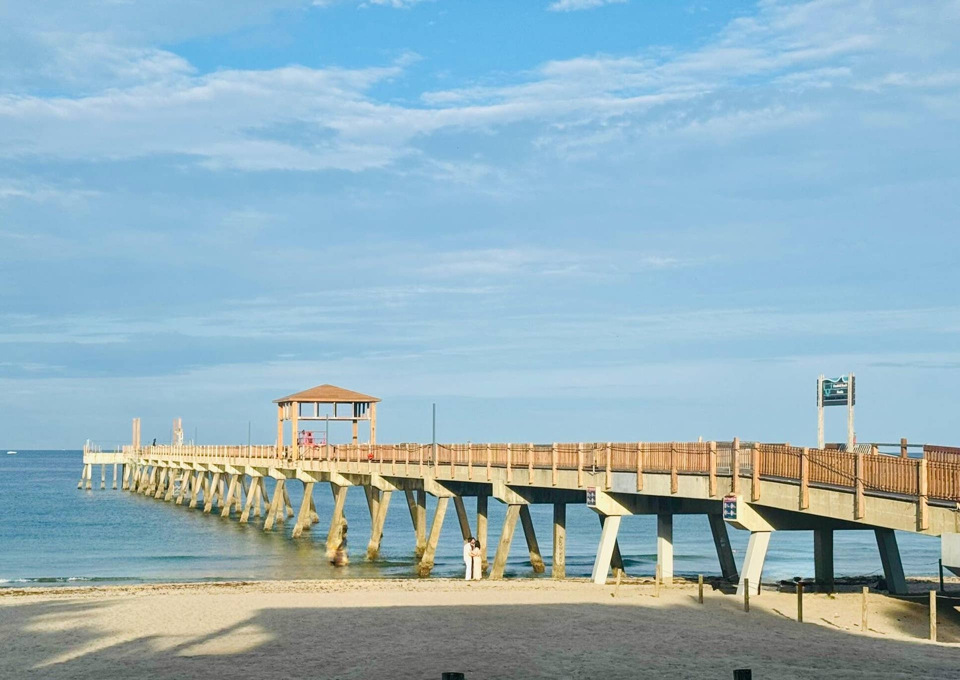 1239 Hillsboro Mile, #403, Hillsboro Beach, FL 33062 Short walk to Deerfield Beach Pier