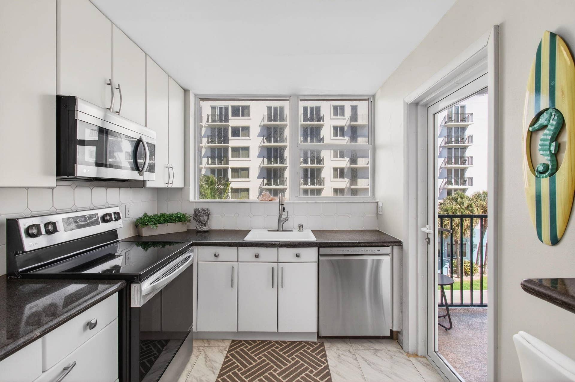 1239 Hillsboro Mile, #403, Hillsboro Beach, FL 33062 26-web-or-mls-DSC_0982