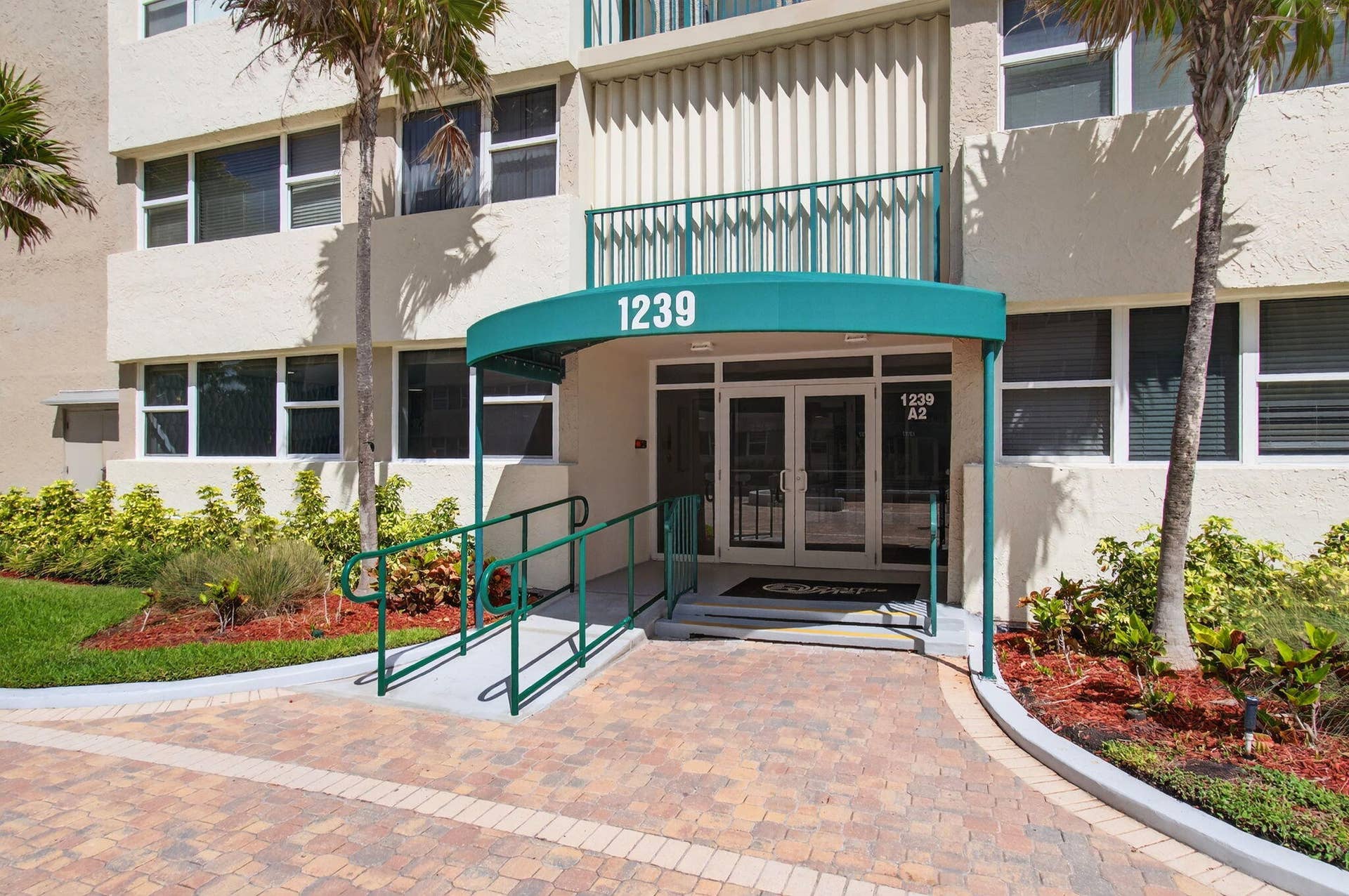 1239 Hillsboro Mile, #403, Hillsboro Beach, FL 33062 Front