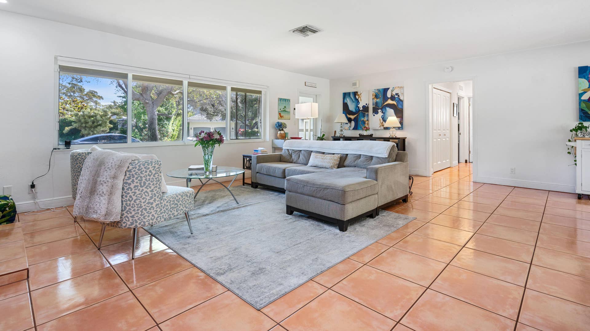 2549 NE 27th Avenue, Fort Lauderdale, FL 33305