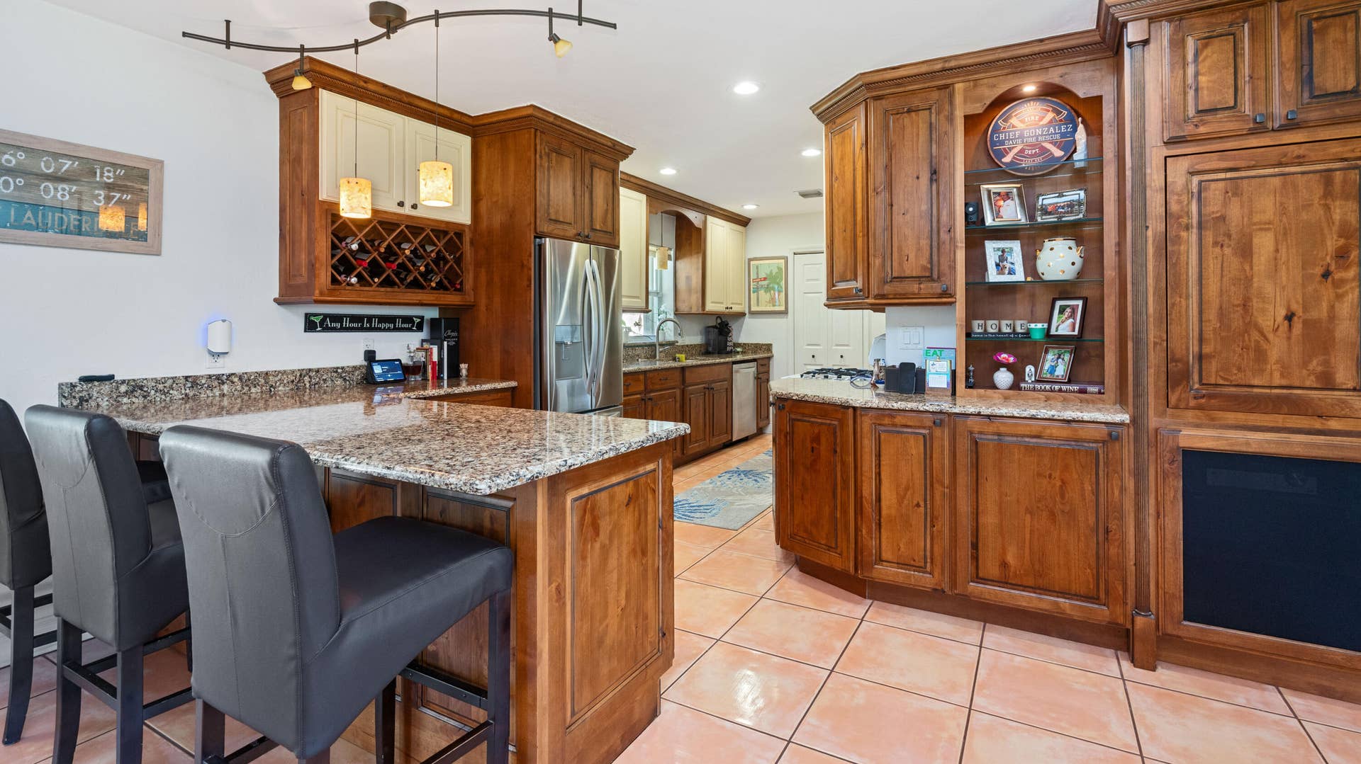 2549 NE 27th Avenue, Fort Lauderdale, FL 33305