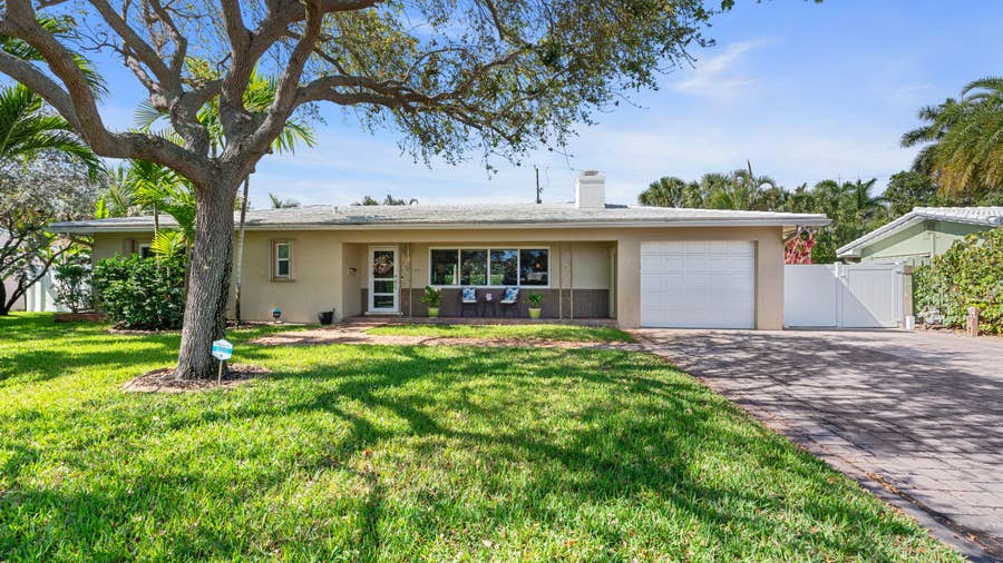 Property photo for 2549 NE 27th Avenue, Fort Lauderdale, FL