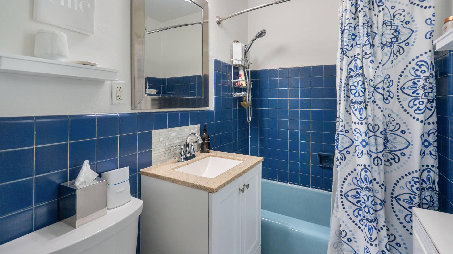 2549 NE 27th Avenue, Fort Lauderdale, FL 33305