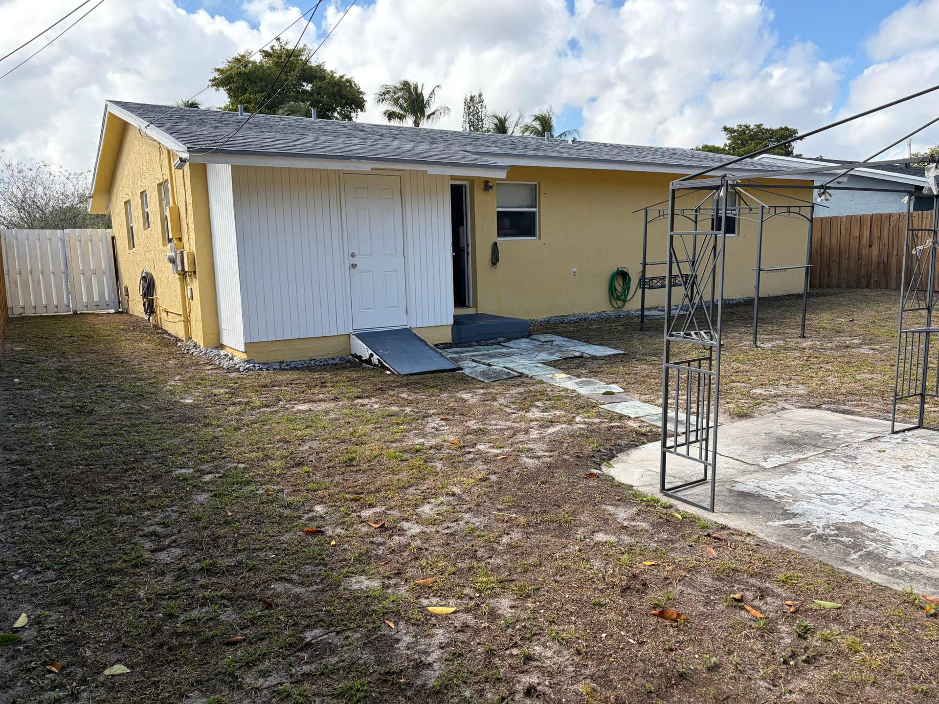 420 NW 7th Terrace, Pompano Beach, FL 33060 420 NW 7th Terrace, Pompano Beach, FL 33060