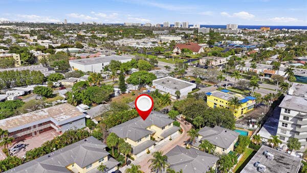 824 SE 4th Court, Deerfield Beach, FL 33441 005_3LRe