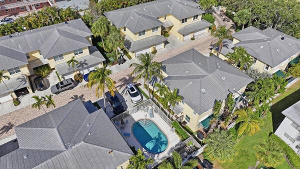 824 SE 4th Court, Deerfield Beach, FL 33441 013_eSGL