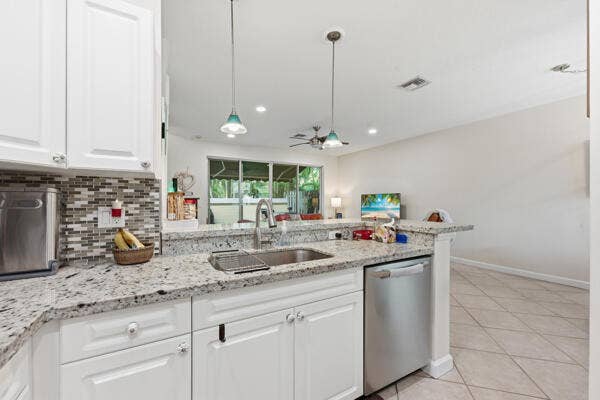 824 SE 4th Court, Deerfield Beach, FL 33441 028_d6He