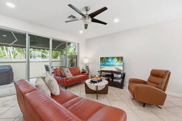 824 SE 4th Court, Deerfield Beach, FL 33441 027_AQvx