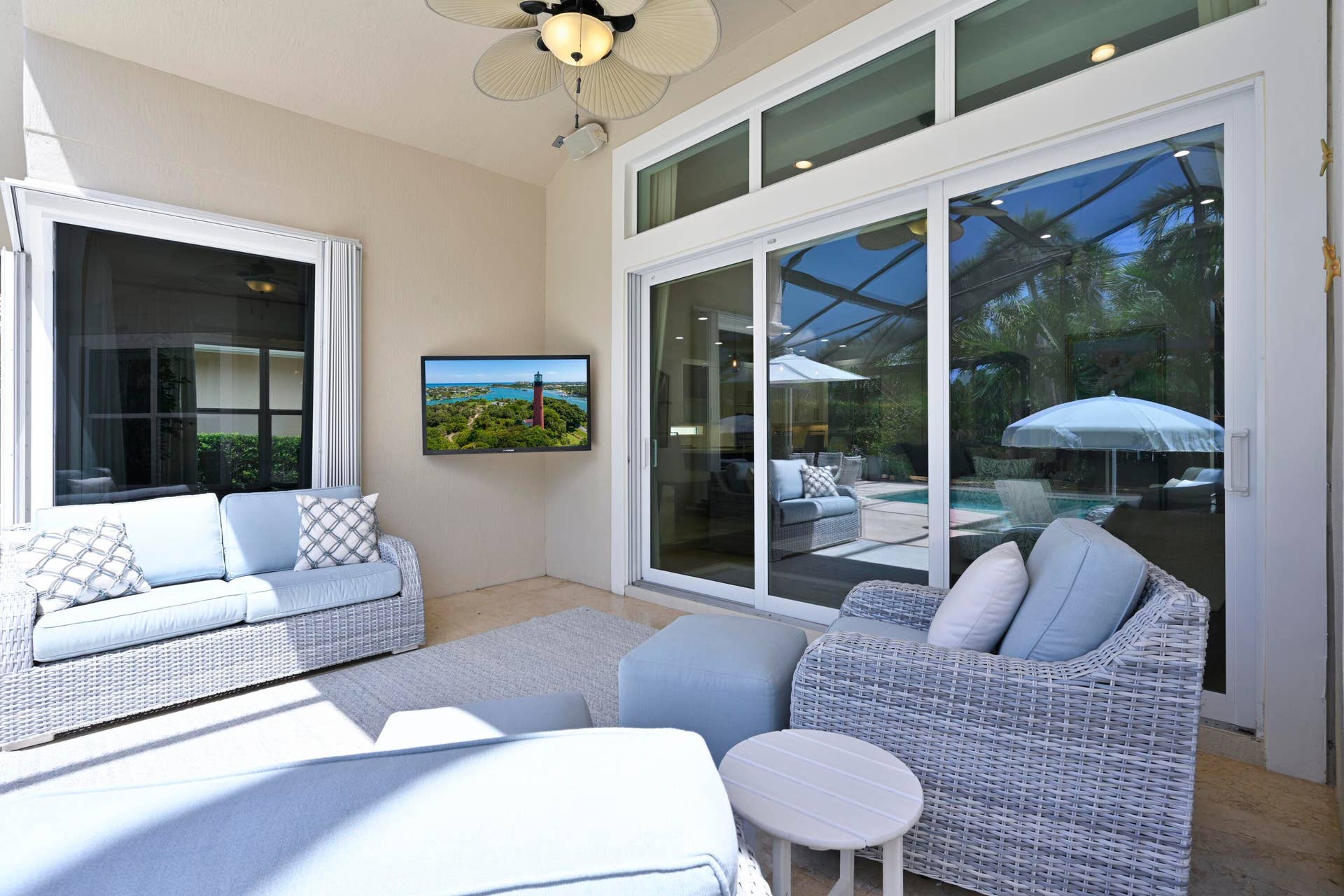 260 Carina Drive, Jupiter, FL 33478 Covered Lanai