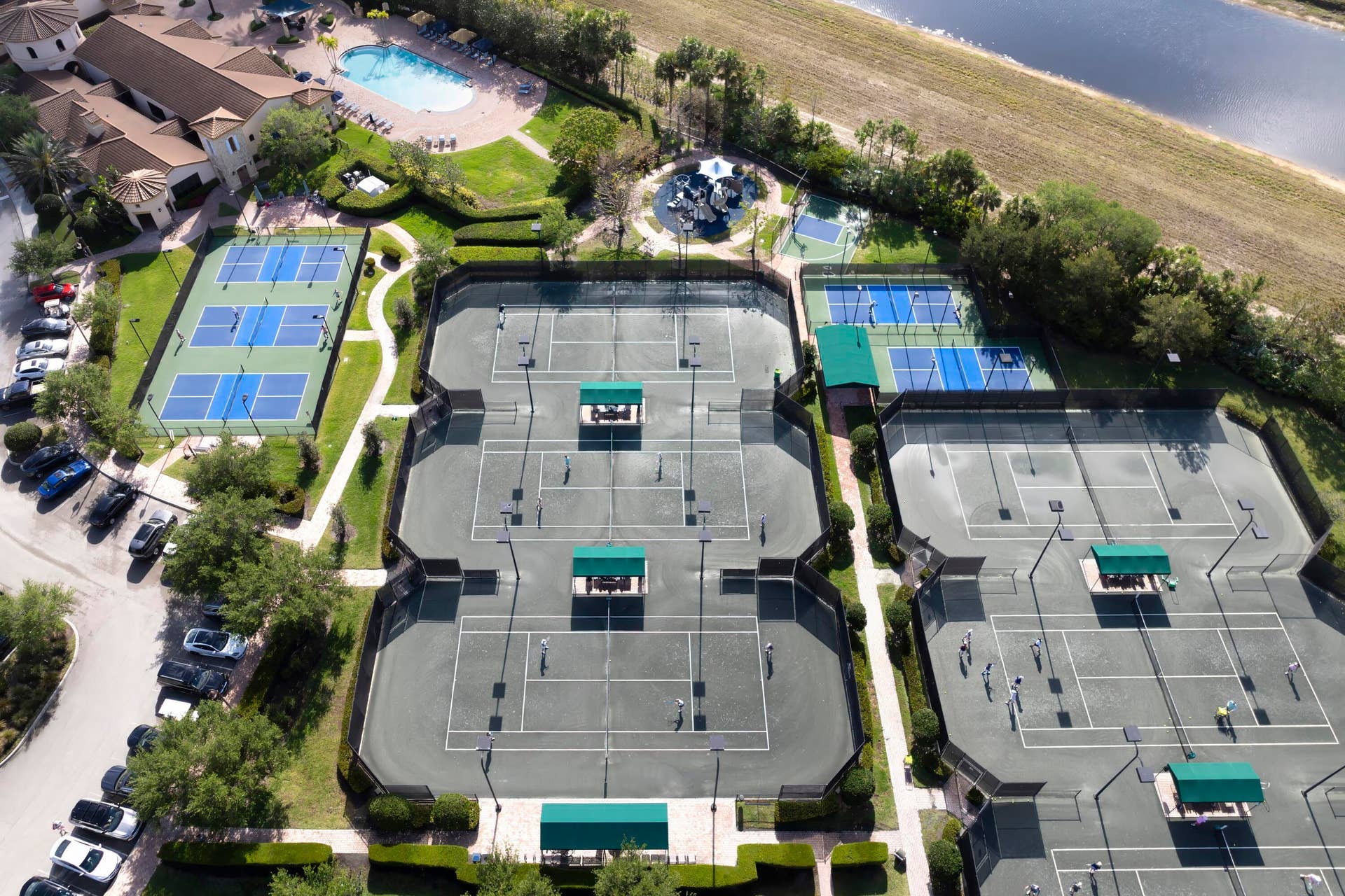 260 Carina Drive, Jupiter, FL 33478 Tennis/Pickleball