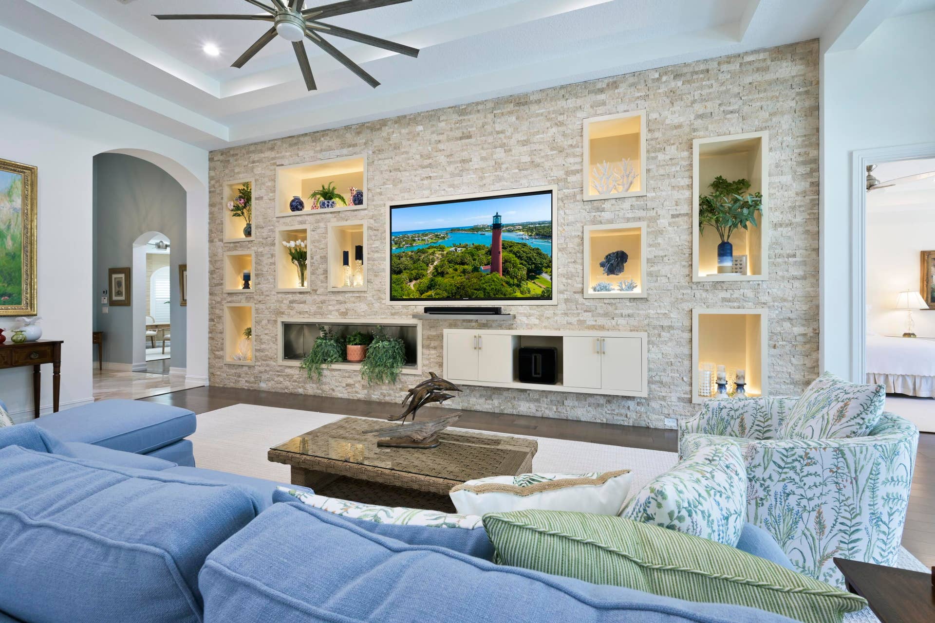 260 Carina Drive, Jupiter, FL 33478 Living room