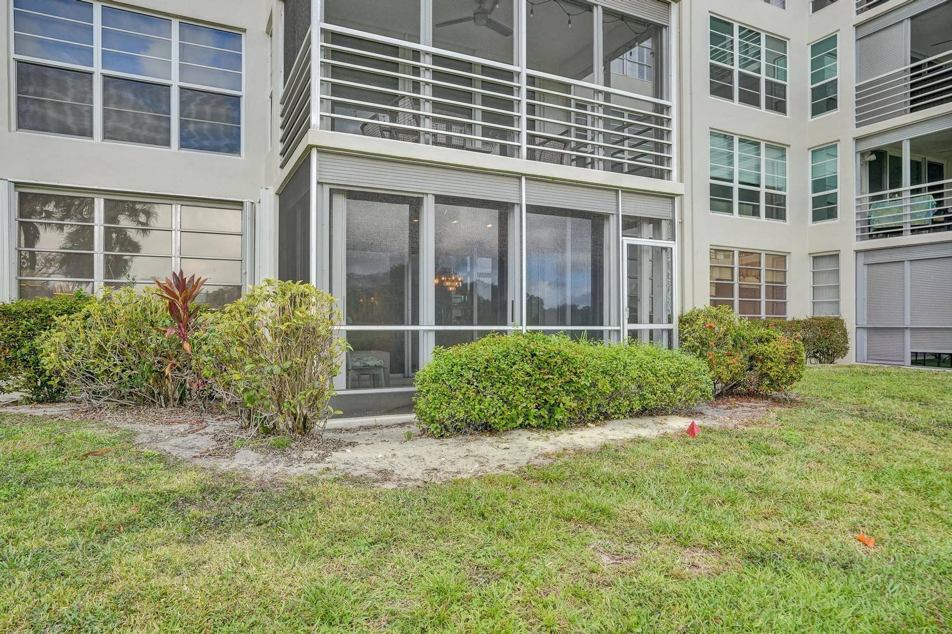 806 Cypress Boulevard, #104, Pompano Beach, FL 33069 DSC01904