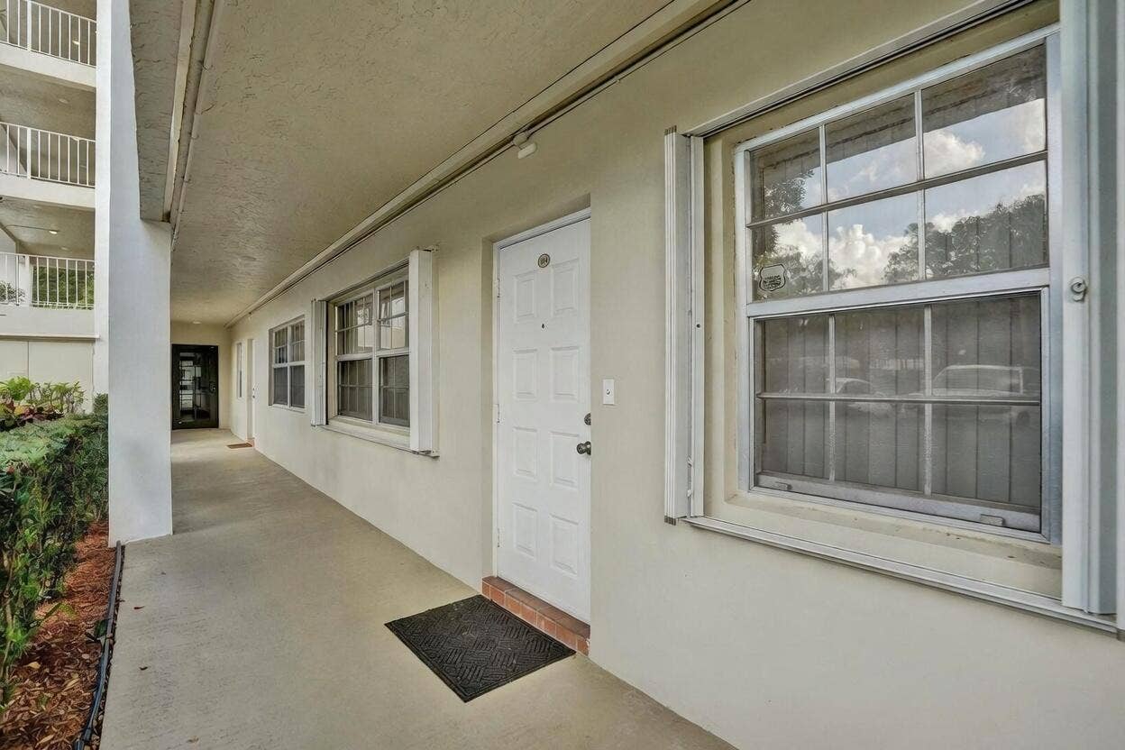 806 Cypress Boulevard, #104, Pompano Beach, FL 33069 image (18)