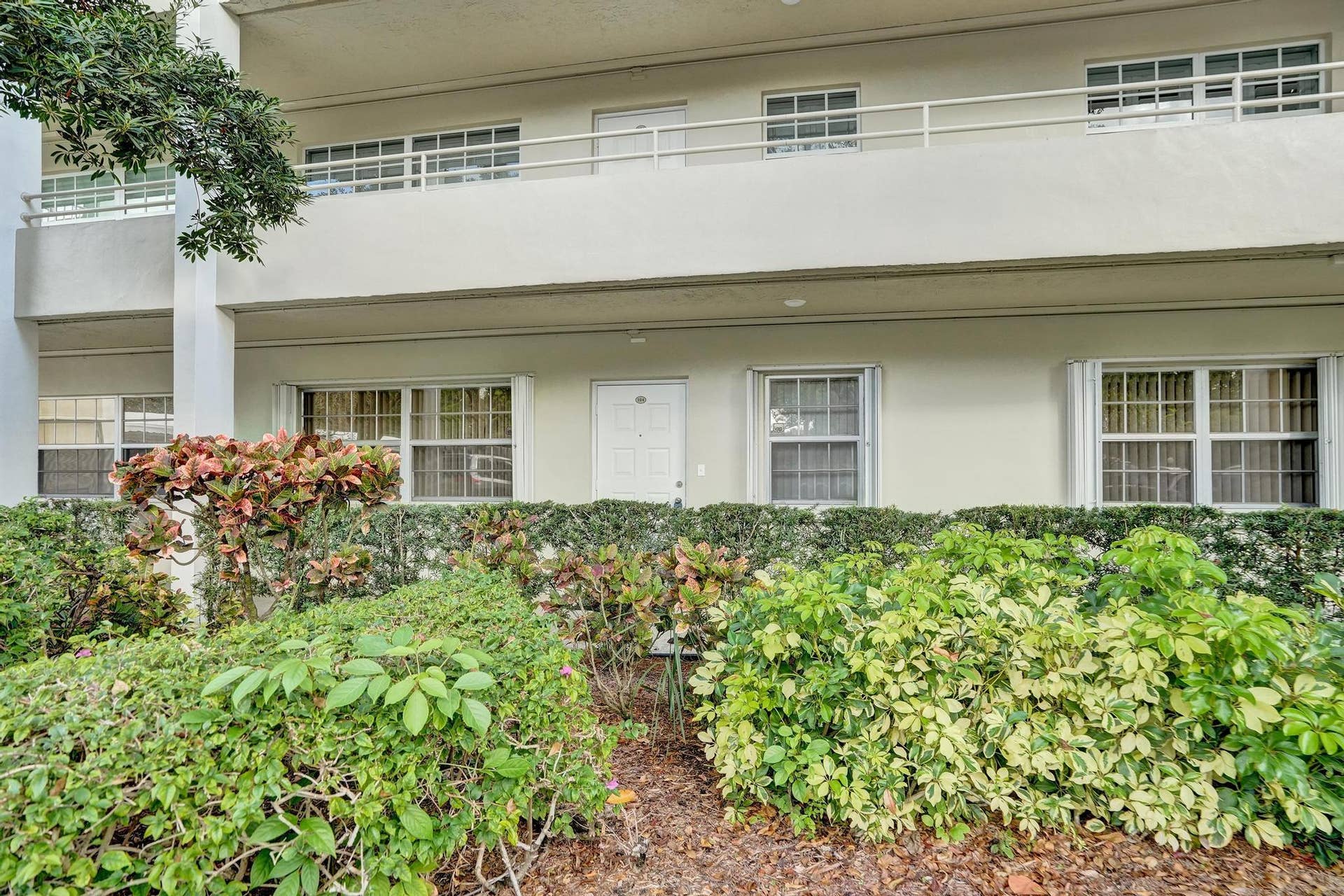 806 Cypress Boulevard, #104, Pompano Beach, FL 33069 DSC01922