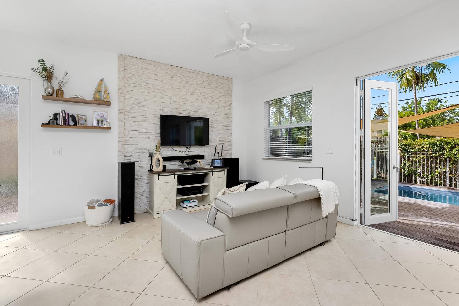 1222 NE 18th Avenue, #1, Fort Lauderdale, FL 33304