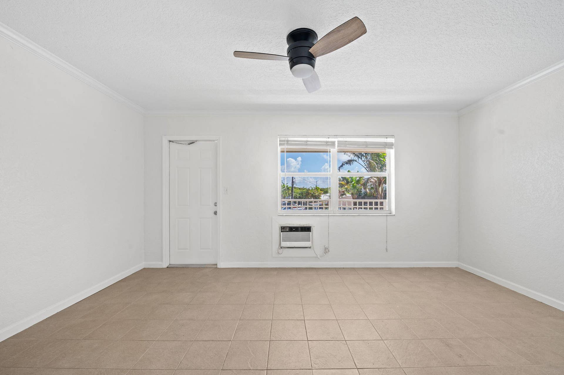 13-web-or-mls-1780-se-4th-st-11
