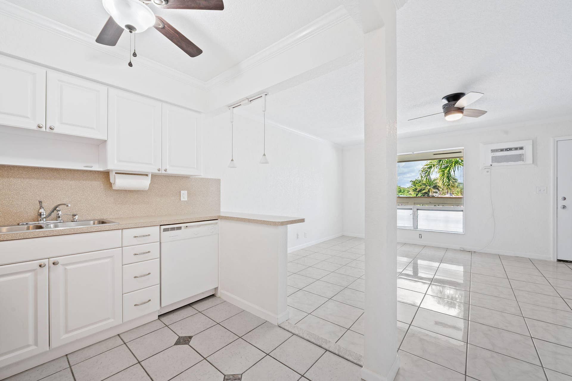 12-web-or-mls-1780-se-4th-st-11