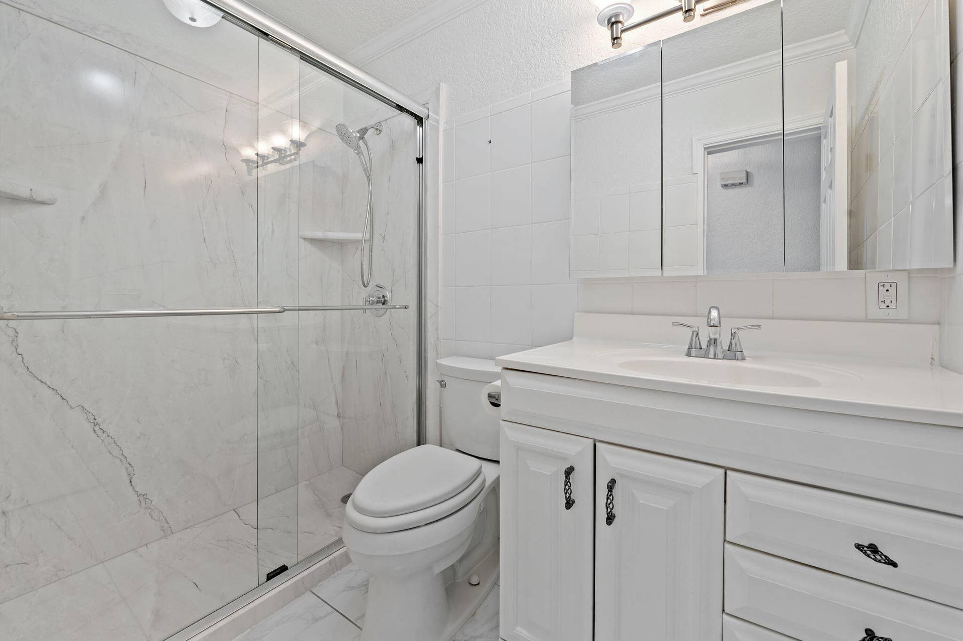 17-web-or-mls-1780-se-4th-st-11