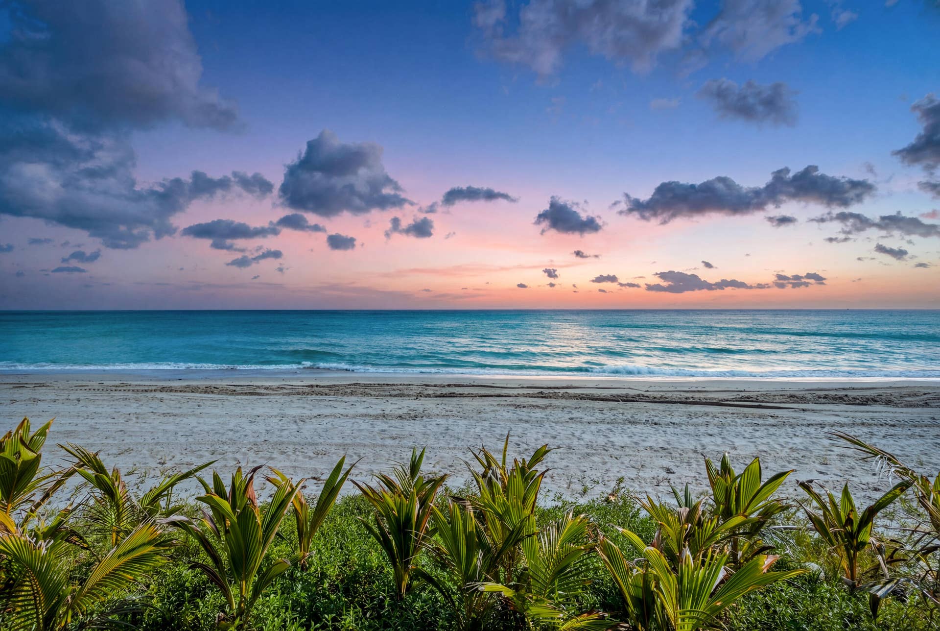 1075 Hillsboro Mile, Hillsboro Beach, FL 33062 Ocean evening3