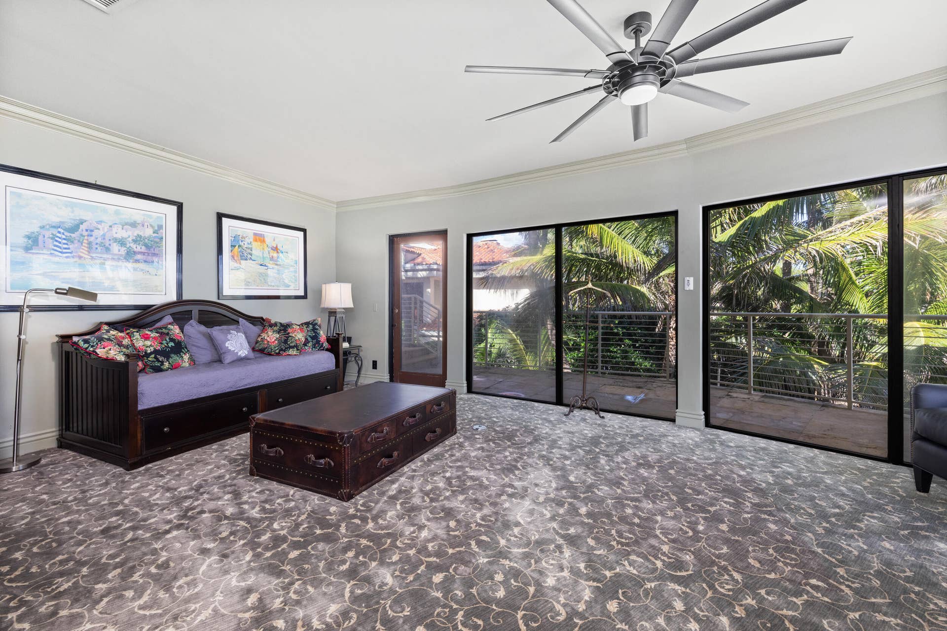 1075 Hillsboro Mile, Hillsboro Beach, FL 33062 Guest room 3