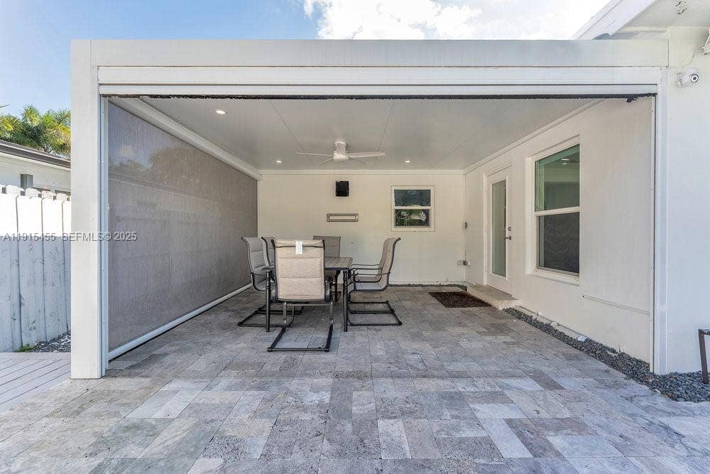 801 NE 19th Terrace, Fort Lauderdale, FL 33304 GetMedia (19)