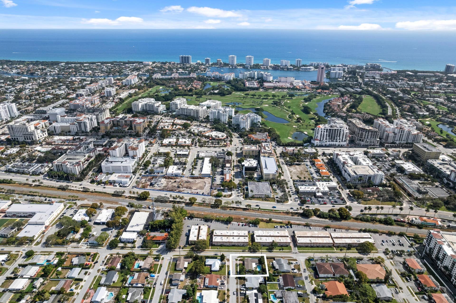 200 SW 5th Street, Boca Raton, FL 33432 1.5 miles to ocean