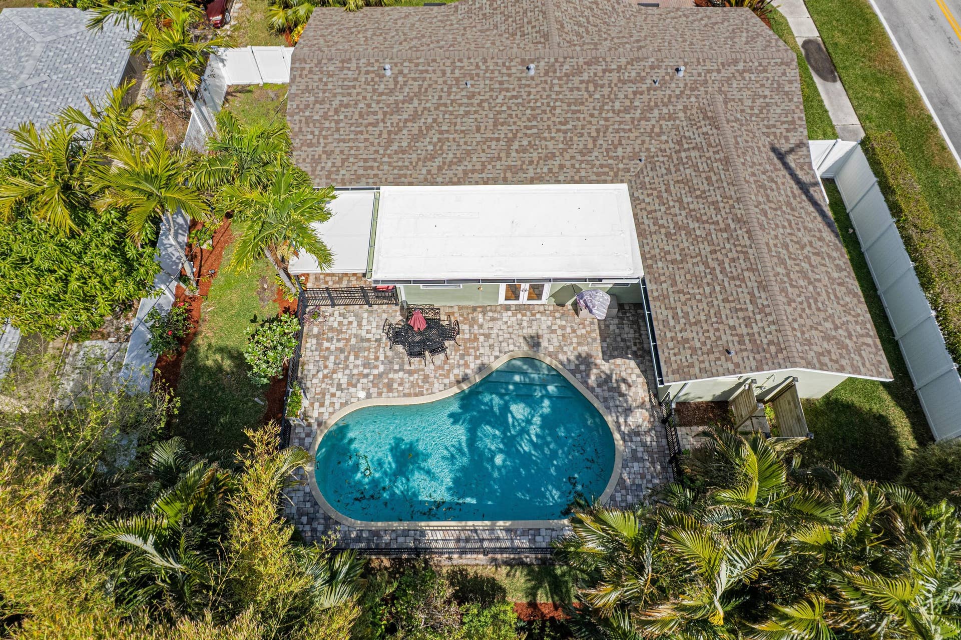200 SW 5th Street, Boca Raton, FL 33432 New Roof