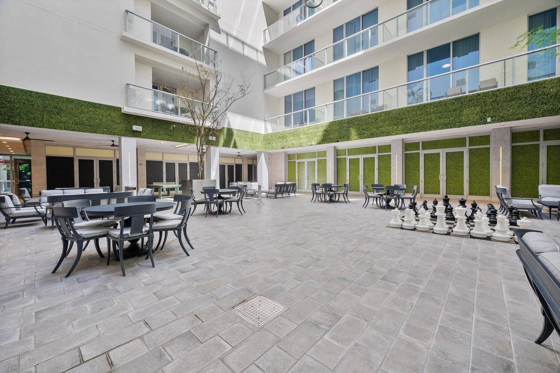 17-777 N ocean Dr Unit S404_017