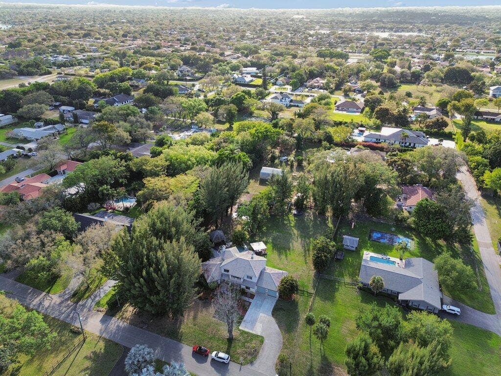 5521 SW 109th Avenue, Davie, FL 33328