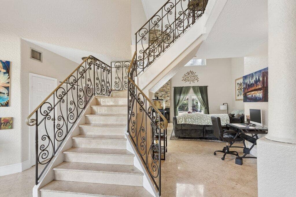 5521 SW 109th Avenue, Davie, FL 33328
