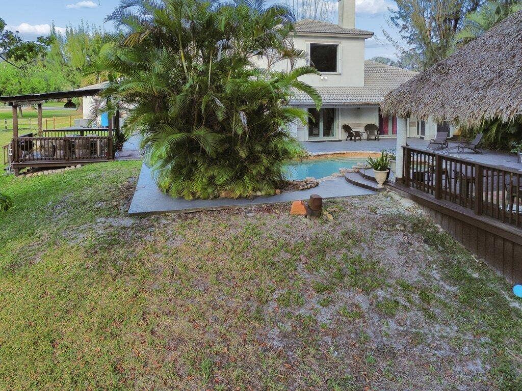 5521 SW 109th Avenue, Davie, FL 33328