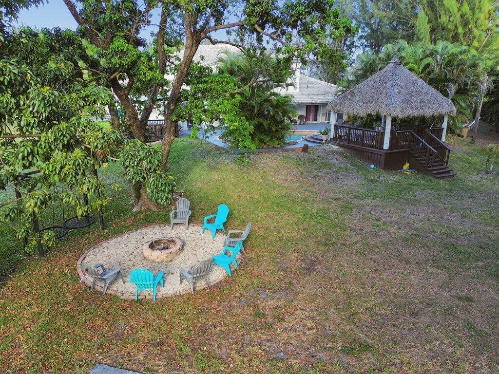 5521 SW 109th Avenue, Davie, FL 33328