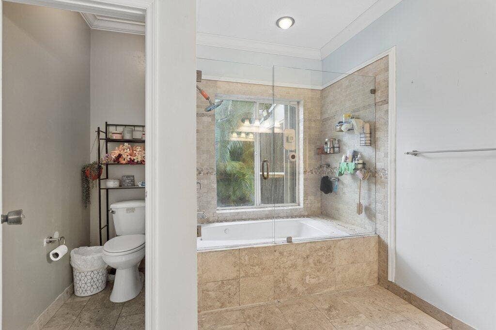 5521 SW 109th Avenue, Davie, FL 33328
