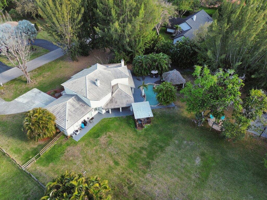 5521 SW 109th Avenue, Davie, FL 33328