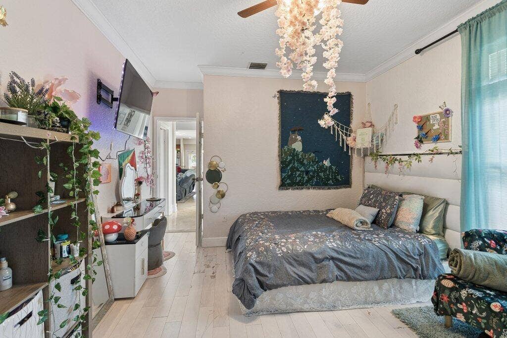 5521 SW 109th Avenue, Davie, FL 33328