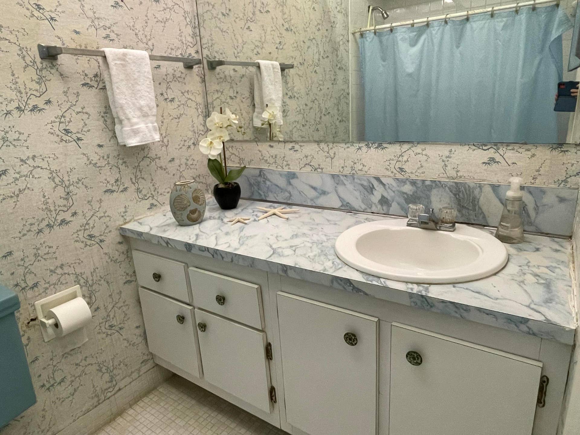 4629 Poinciana Street, #Apt 409, Lauderdale By The Sea, FL 33308 4629 Poinciana Street, #Apt 409, Lauderdale By The Sea, FL 33308