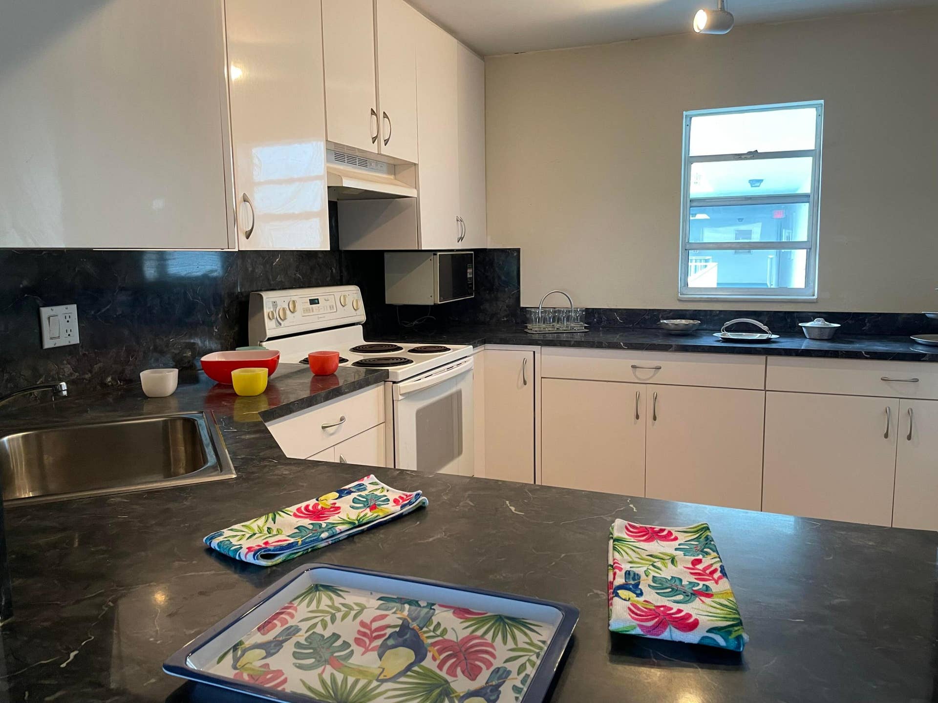 4629 Poinciana Street, #Apt 409, Lauderdale By The Sea, FL 33308 4629 Poinciana Street, #Apt 409, Lauderdale By The Sea, FL 33308