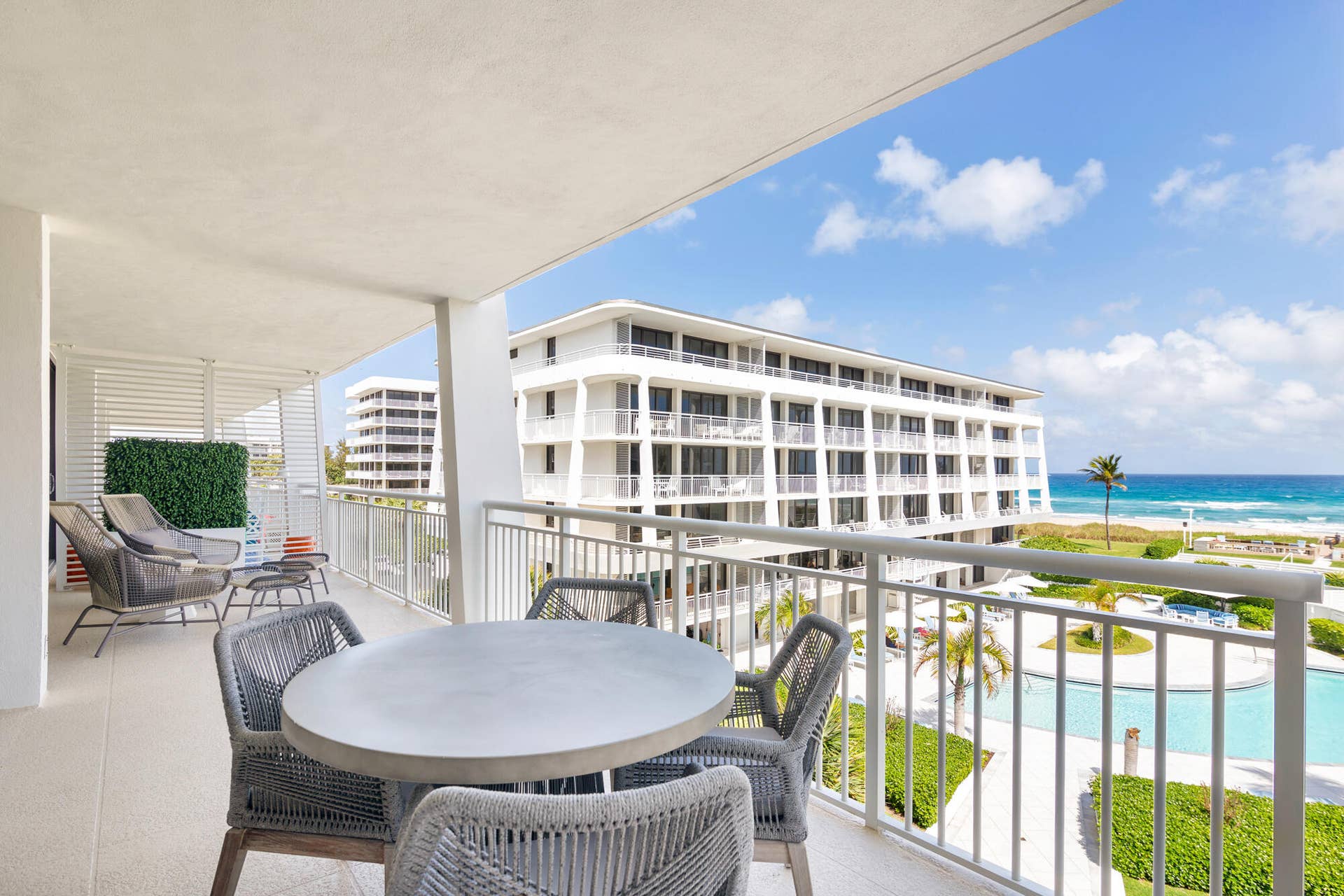 Wrap around balcony