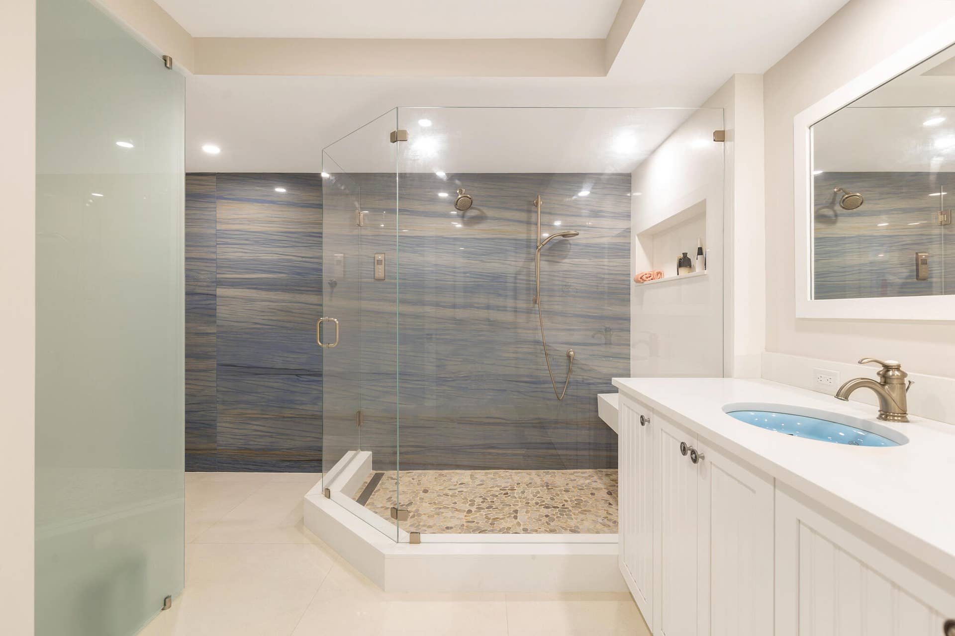Dual sinks and shower