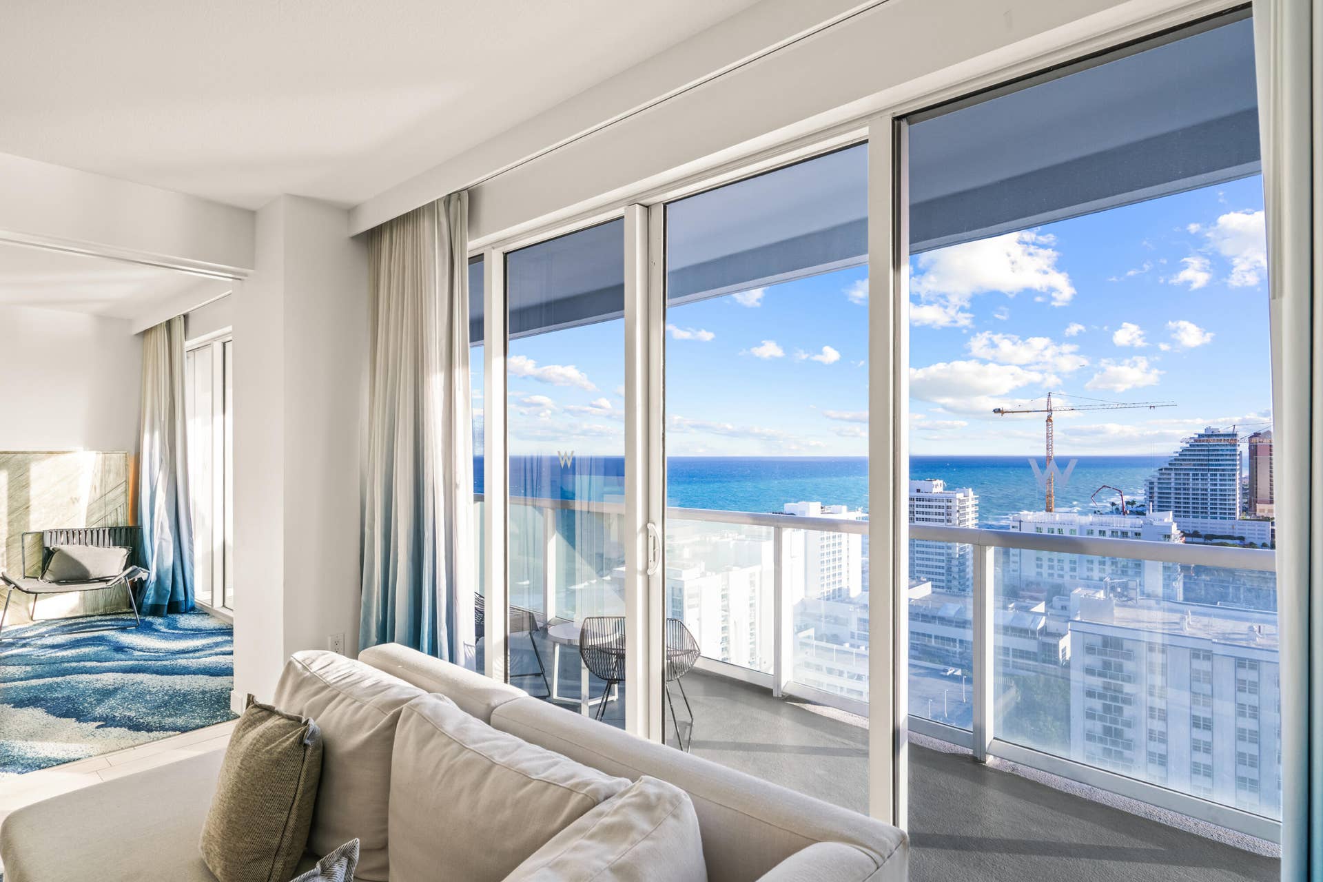 3101 Bayshore Drive, #2105, Fort Lauderdale, FL 33304 DSC06883