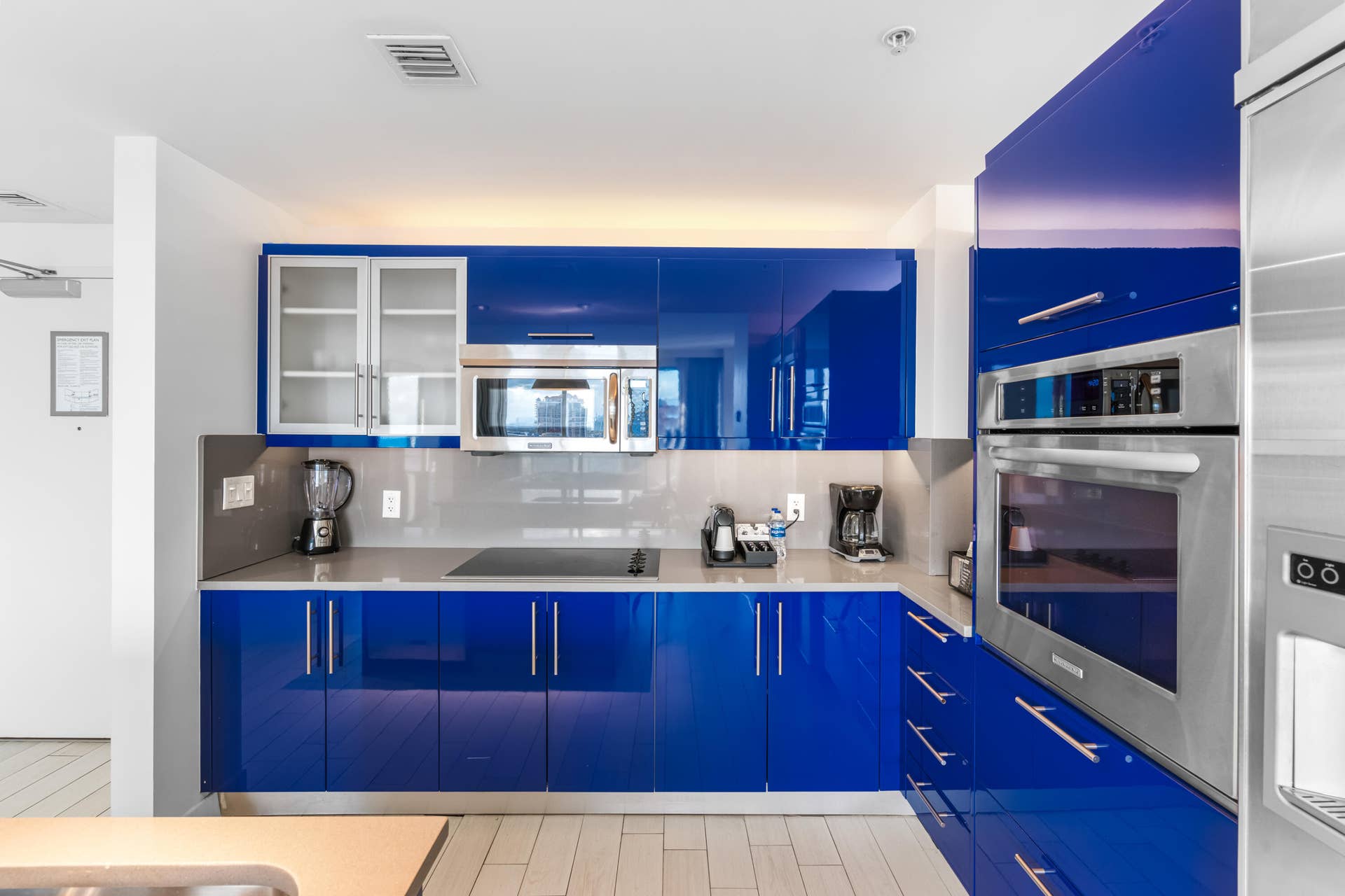 3101 Bayshore Drive, #2105, Fort Lauderdale, FL 33304 DSC06823