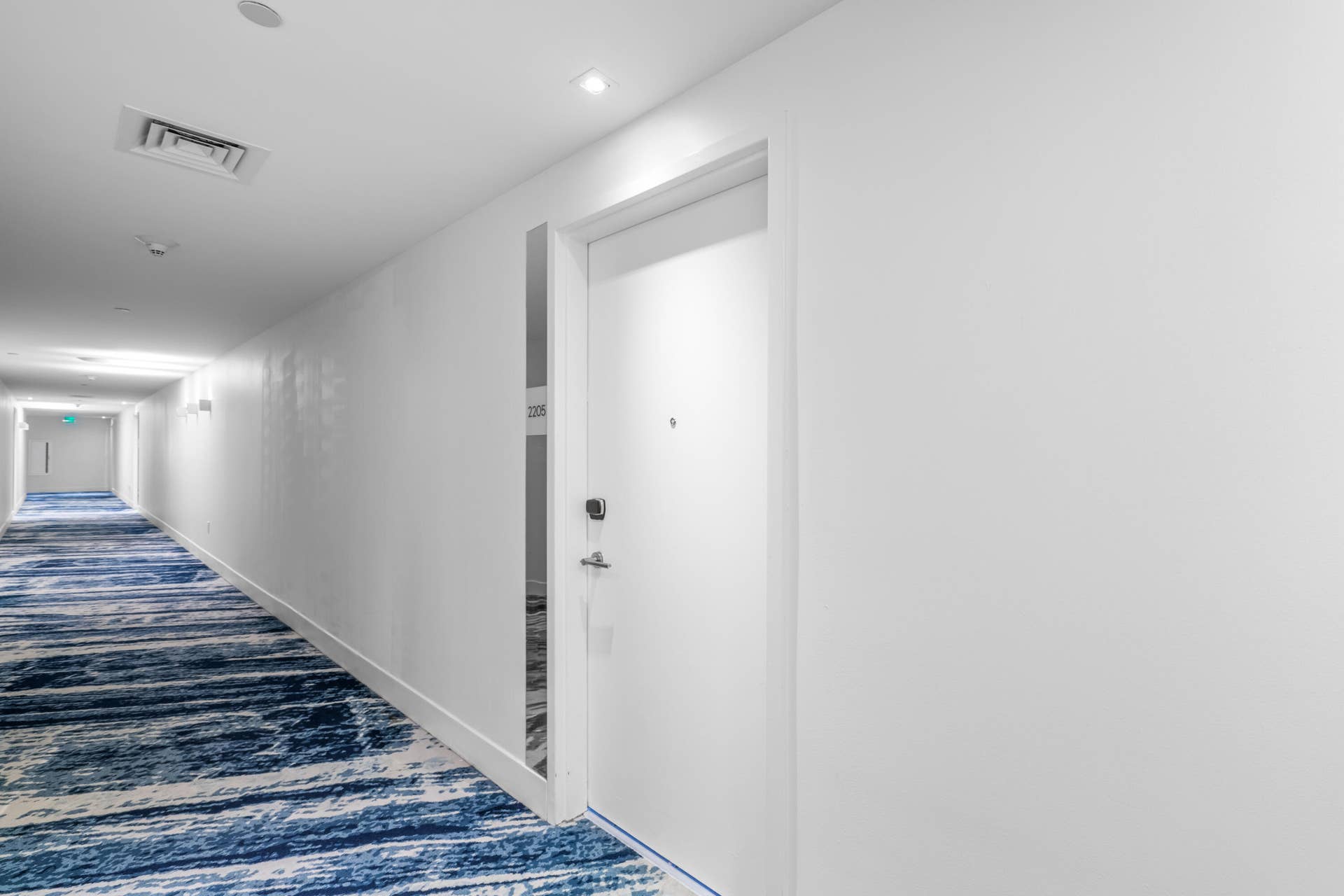 3101 Bayshore Drive, #2105, Fort Lauderdale, FL 33304 DSC06933