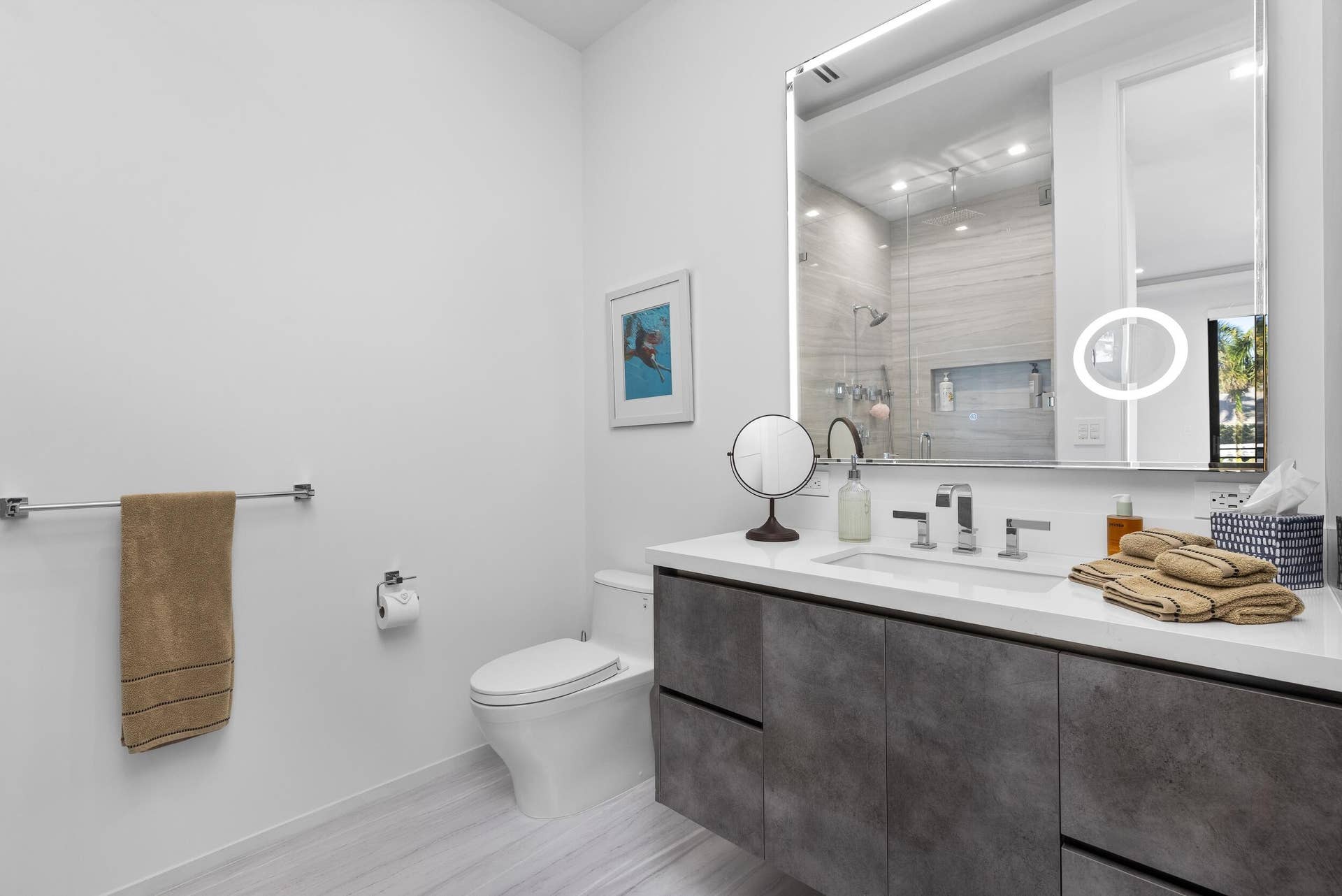 Guest bath 2