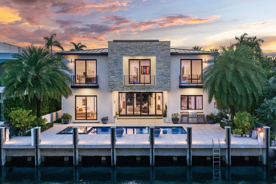 Property photo for 424 Coconut Isle Drive, Fort Lauderdale, FL