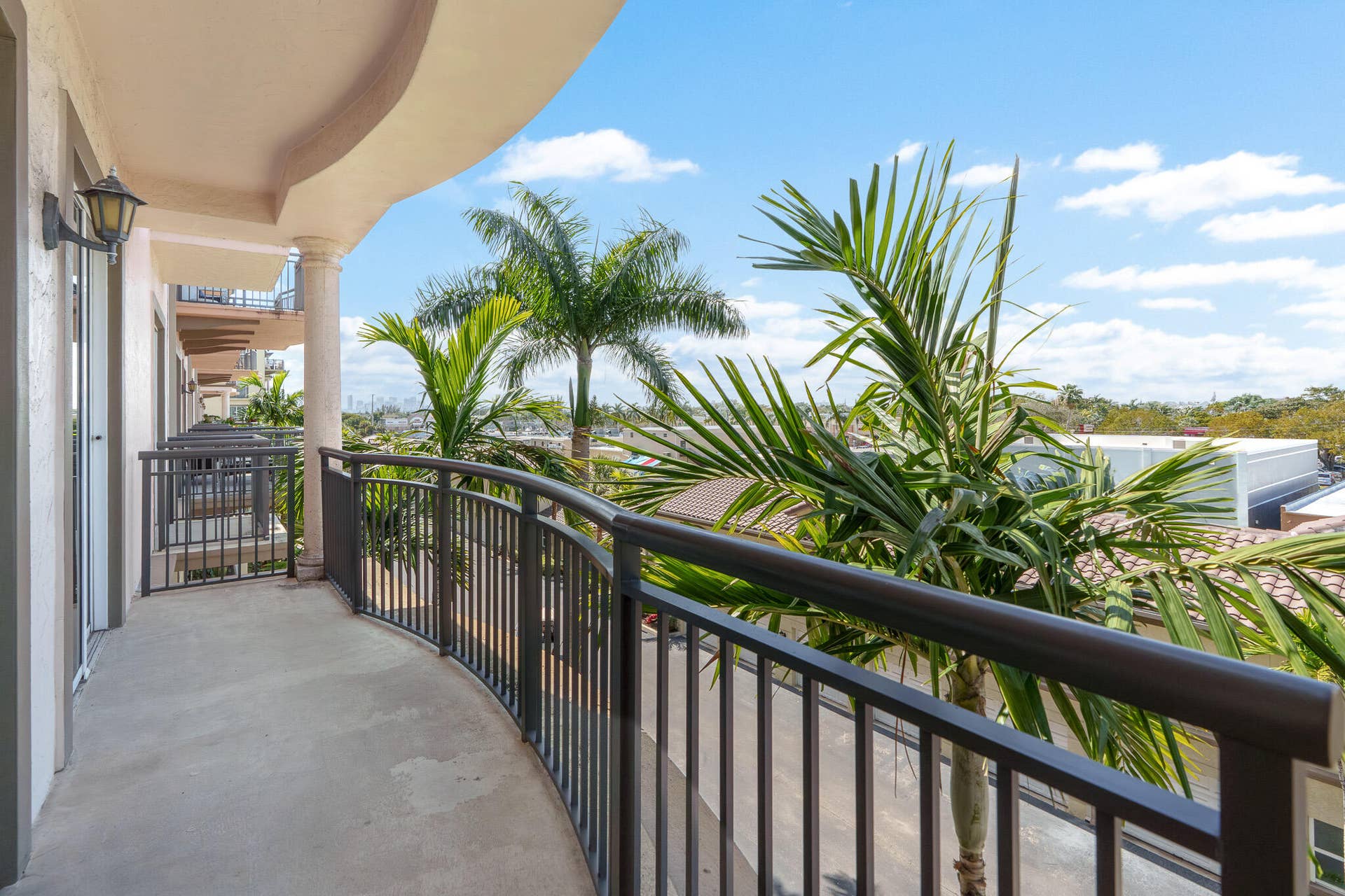 2633 NE 14th Avenue, #308, Wilton Manors, FL 33334 DSC00573-Edit