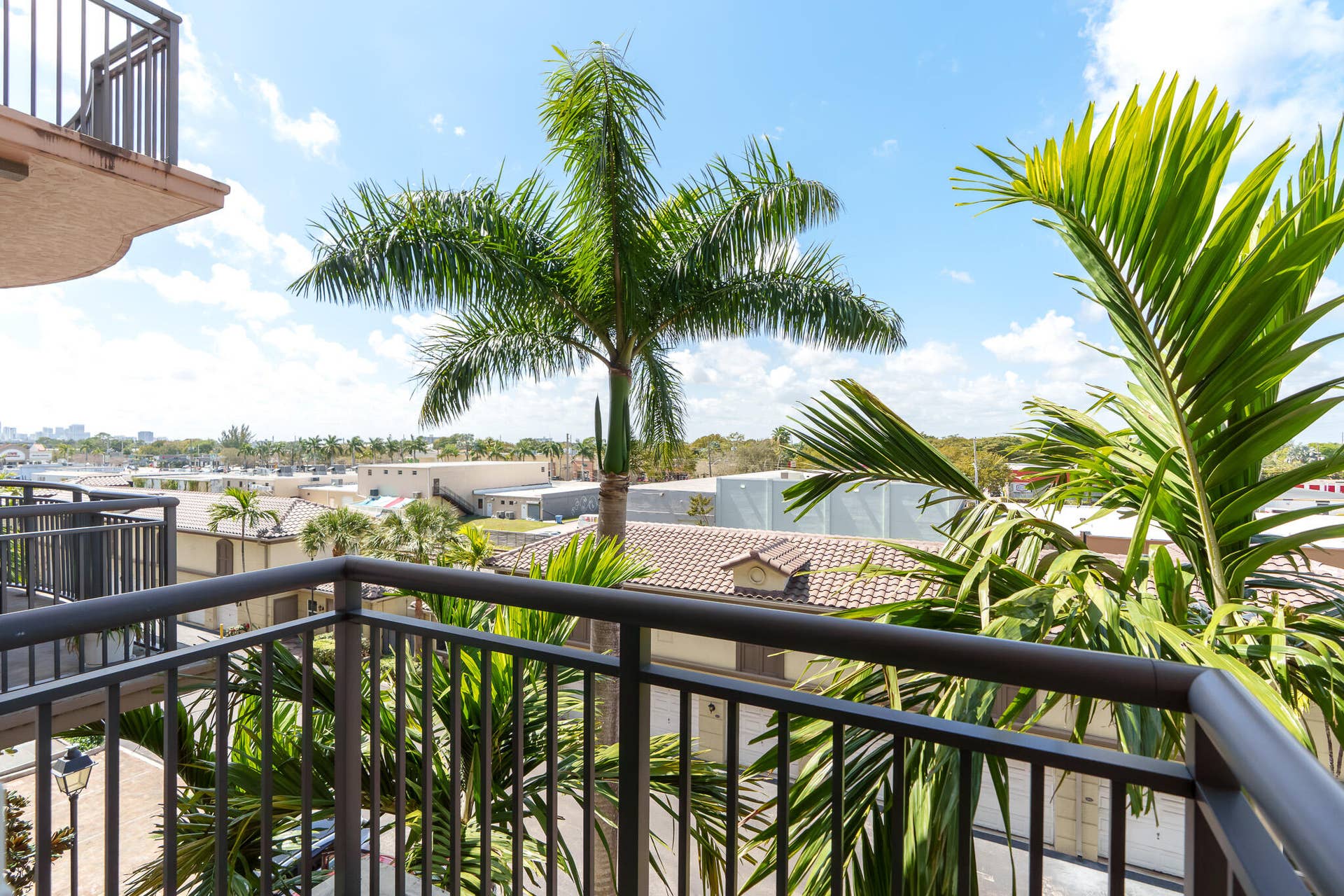2633 NE 14th Avenue, #308, Wilton Manors, FL 33334 DSC00553