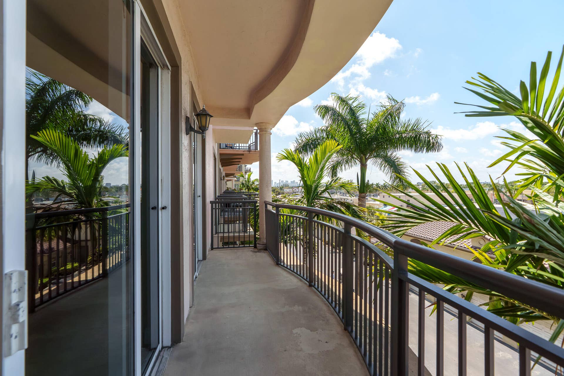 2633 NE 14th Avenue, #308, Wilton Manors, FL 33334 DSC00568