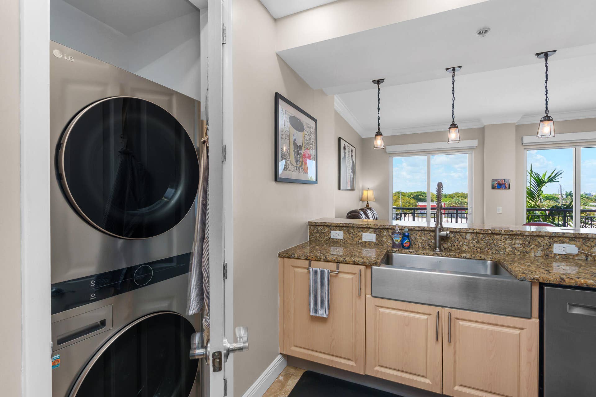 2633 NE 14th Avenue, #308, Wilton Manors, FL 33334 DSC00458