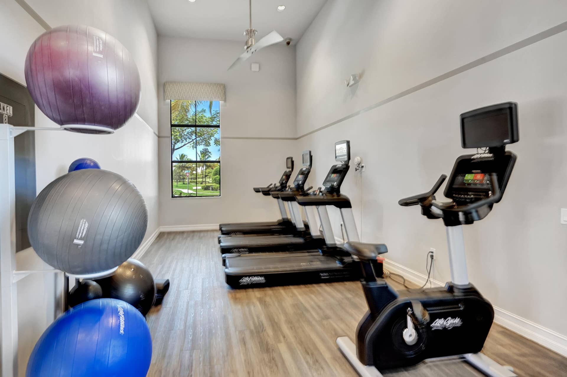 10043 Akenside Drive, Boca Raton, FL 33428 DSC07189